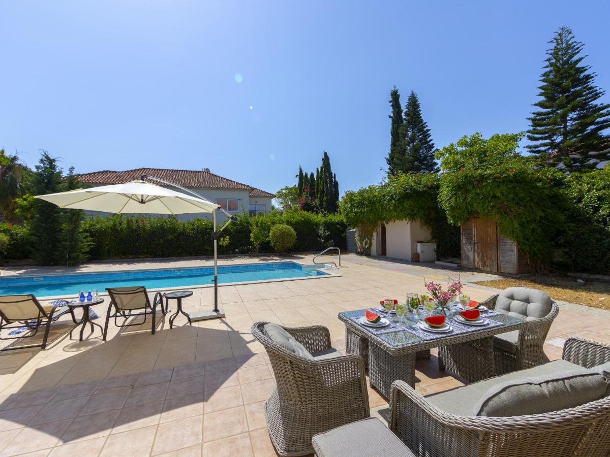Meneou Seaside Mansion 7 Villa Ларнака Екстериор снимка